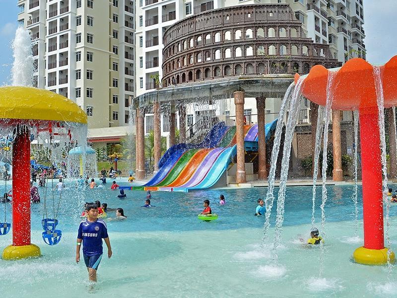 Bayou Lagoon Park Resort Malacca Extérieur photo