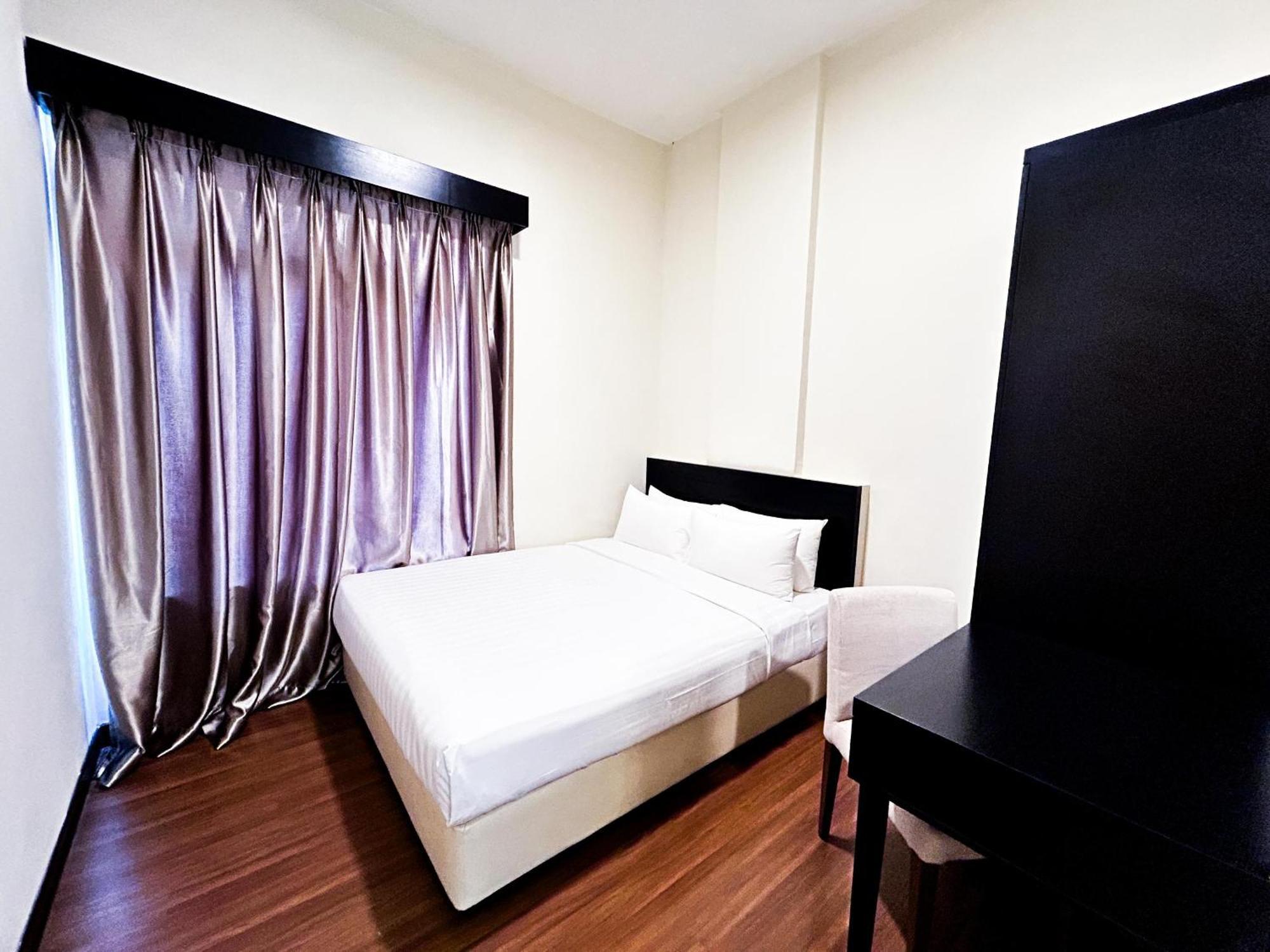 Bayou Lagoon Park Resort Malacca Extérieur photo