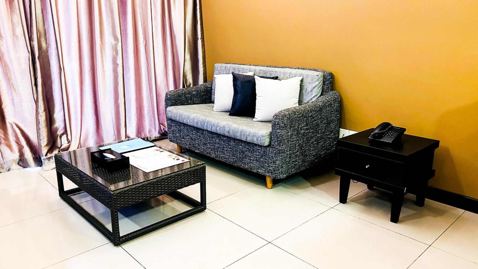 Bayou Lagoon Park Resort Malacca Extérieur photo